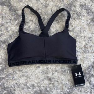 NWT Under Armour Cross Back sports bra